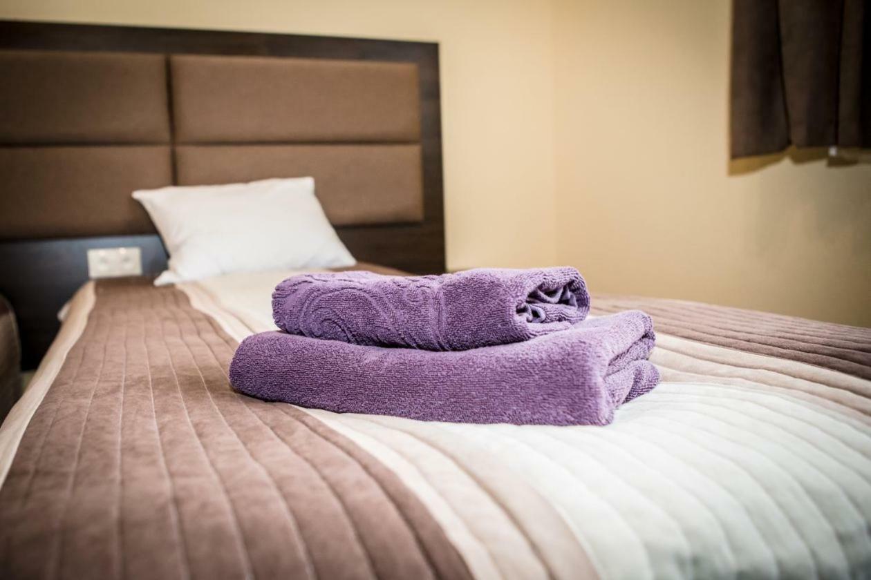 Stary Lwow Bed & Breakfast Korczyna  Exterior photo